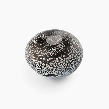 Rullestein vase. Kari Mølstad, sort